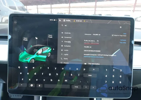 2018 Tesla Model 3 Long Range/Performance z USA, uszkodzony, nr VIN 5YJ3E1EB4JF055990